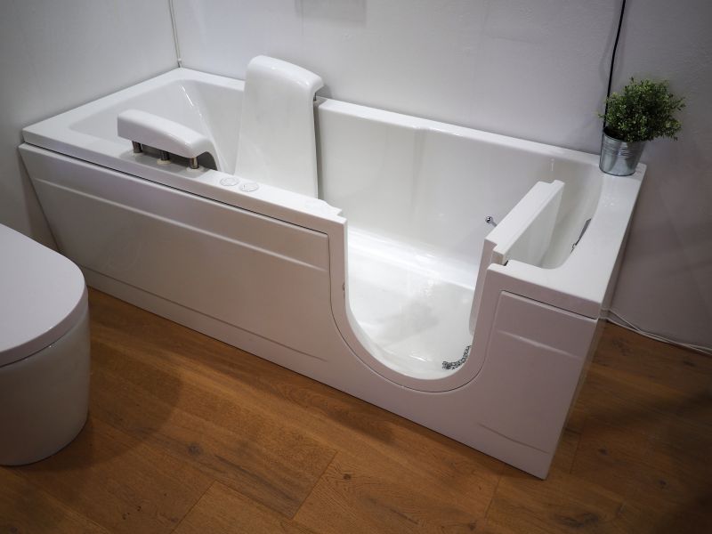 Who Does Bathtub Installations
